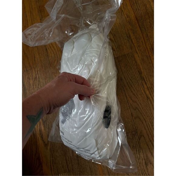 Mewaii Skeleton Devil White Kitten Kawaii 28” Loooong Family Plushie - Picture 4 of 4